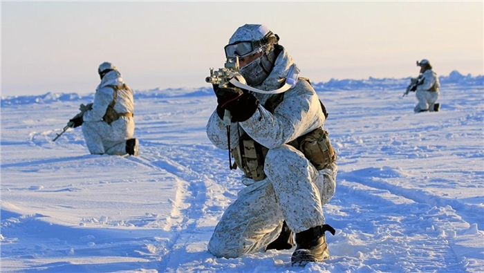 Пенсия военнослужащим за выслугу лет в войсках