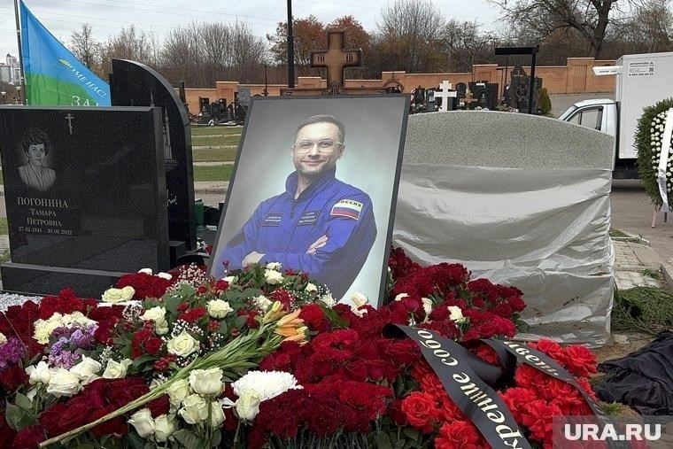 Где похоронили Антона Коробкова-Землянского