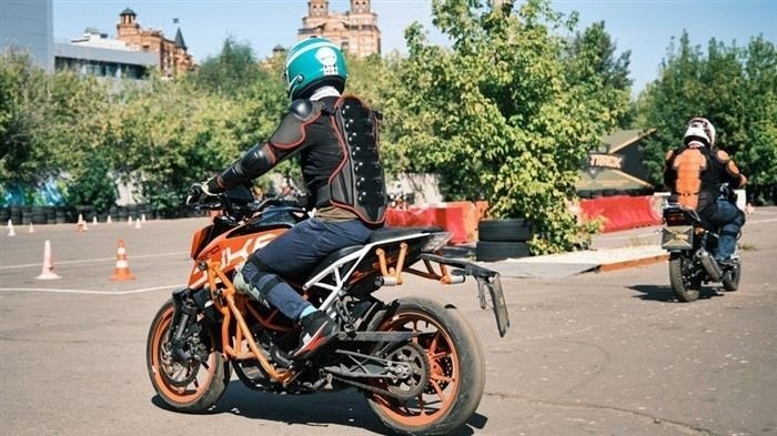 Особенности экзамена для водителей с подкатегорией 