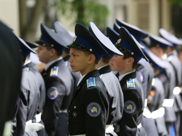 Плюсы и нюансы обучения в кадетских училищах: стоит ли отдавать детей?