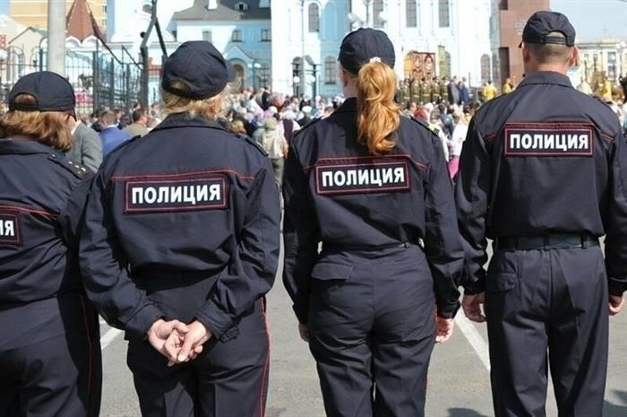 Требуют ли полицейские управления прохождения военной службы при приеме на работу?