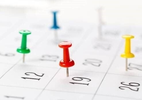 Официальные праздничные и выходные дни в мае 2024 года