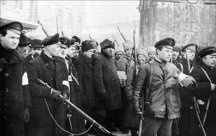 Стратегии поддержания военной дисциплины и социального порядка