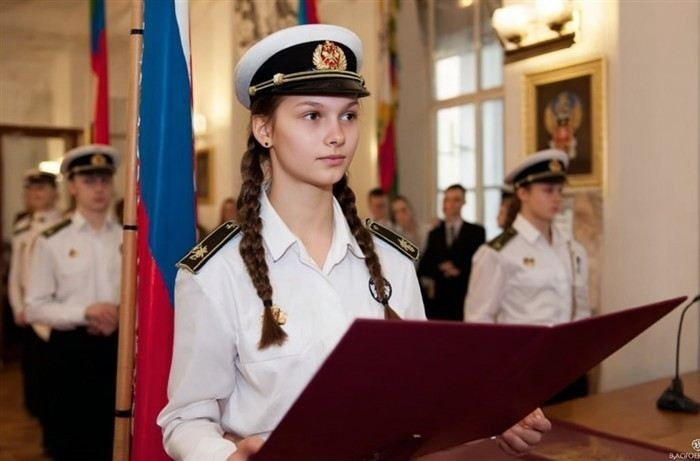 Какие военные учебные заведения доступны после 9 класса и чем они отличаются