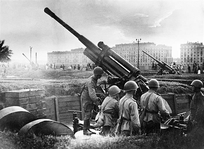 Уроки ветеранов Второй мировой войны: Как их истории могут помочь современным солдатам
